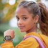 Lexibook, Naruto, Montre Appareil Photo Selfie, Écran Tactile HD, Appareil Photo 720p, Lecteur MP3, Skin Parleur intégré, Dictaphone, Podomètre, 5 Jeux, Orange/Blue, DMW070NA