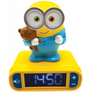 LEXiBOOK – Minions – Bob Digital Alarm Clock with Night Light – Snooze Function – Minions Sound Effects – Luminous Clock with Bob, Yellow/Blue – RL800DES